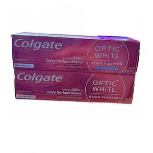 2 different kinds of Colgate Optic White Stain Fighter Toothpaste